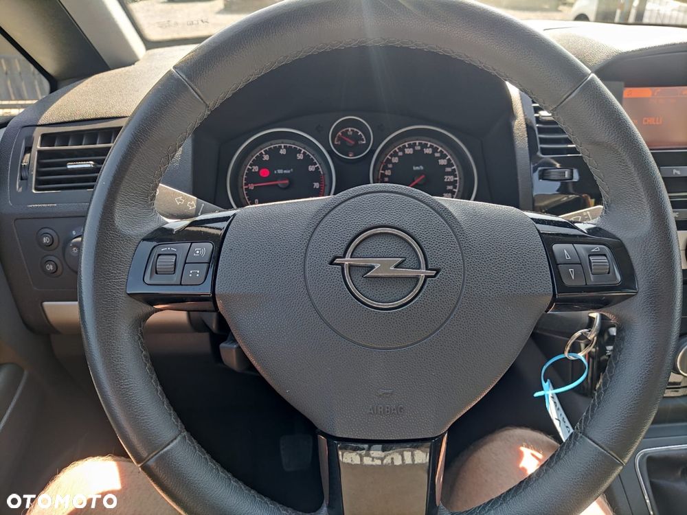 Opel Zafira 1.8 Active - 14