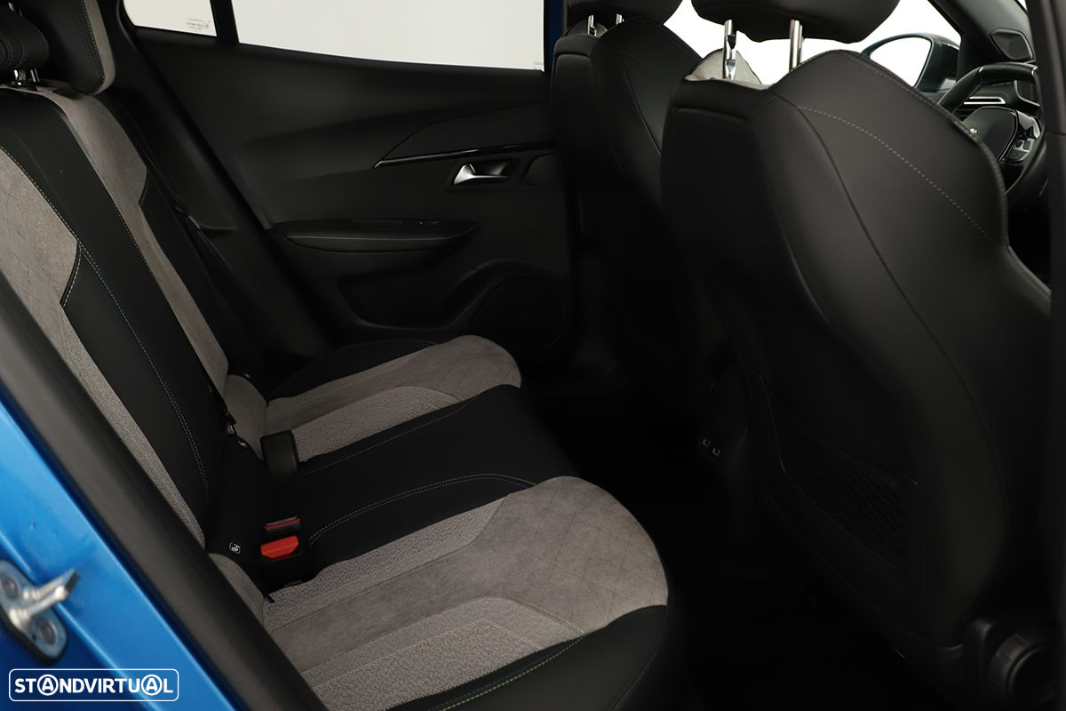 Peugeot e-2008 - 20