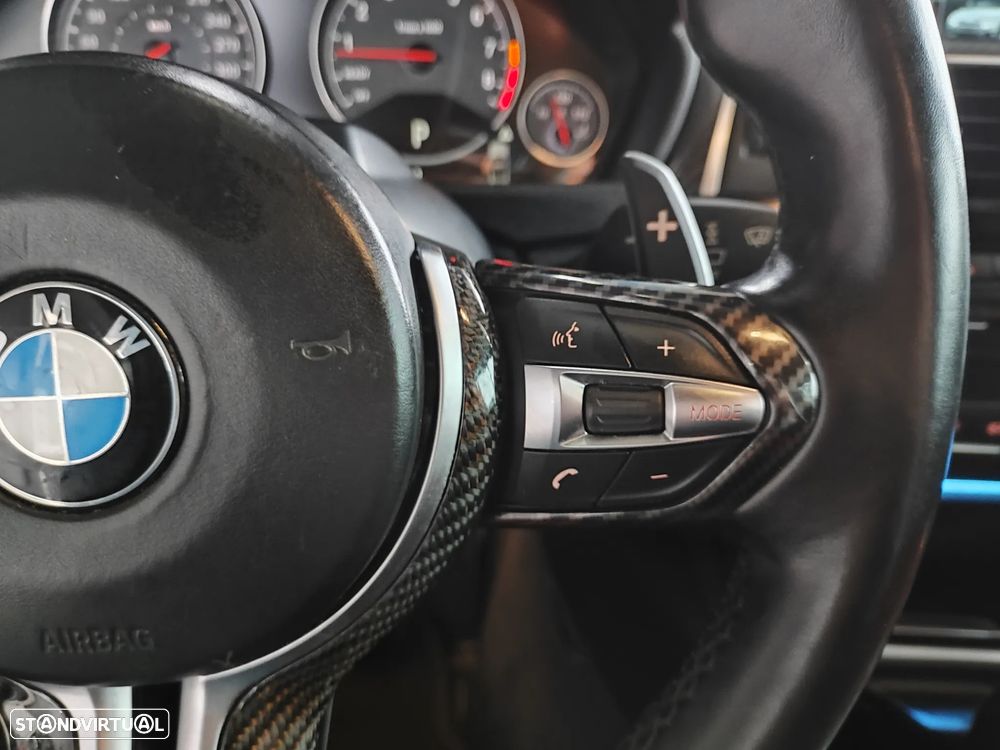 BMW M4 Auto - 34