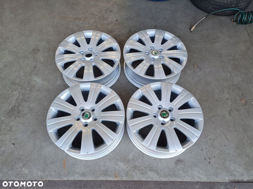 4x Felgi Aluminiowe SKODA VW SEAT 6x17 5x112 ET45 3TO601025J ORYGINAŁ - 1