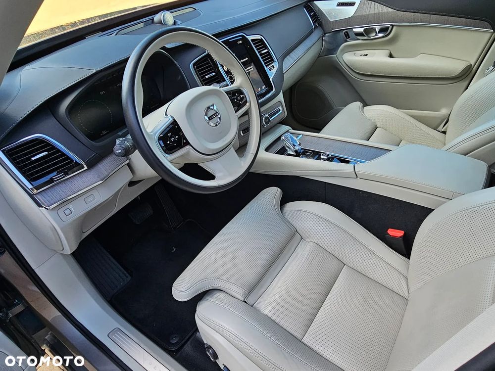 Volvo XC 90 B5 D AWD Inscription - 6