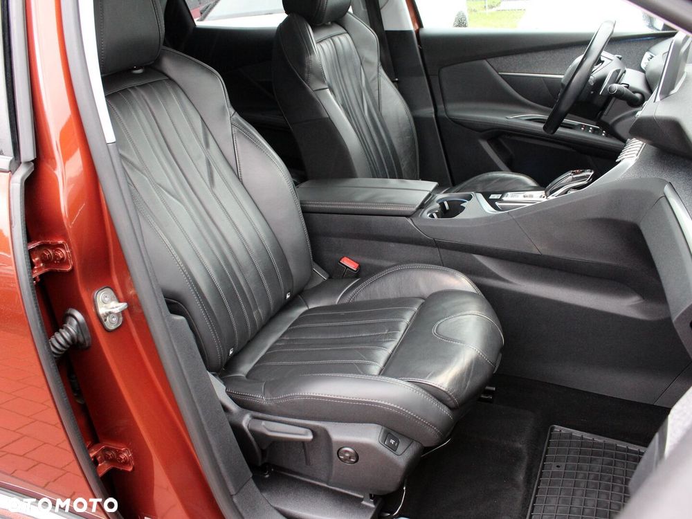 Peugeot 3008 1.2 PureTech Allure Pack S&S EAT8 - 18