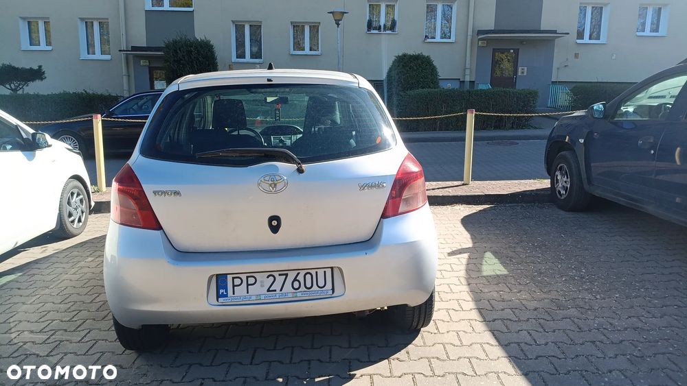 Toyota Yaris - 3