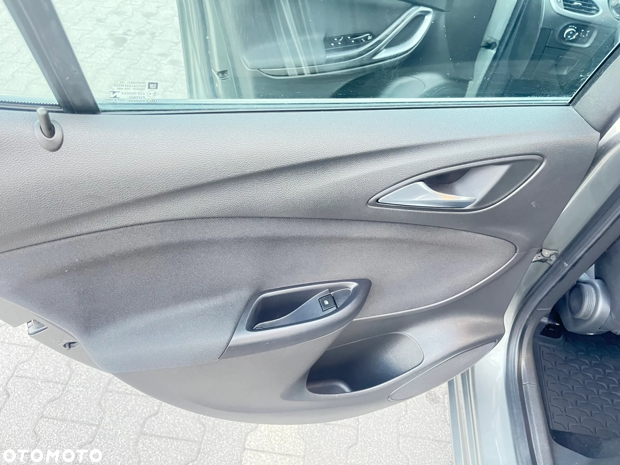Opel Astra V 1.4 T Dynamic - 25