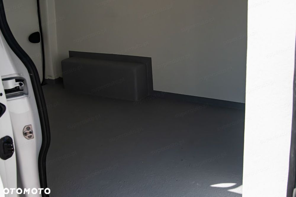 Renault Trafic L2H1 Chłodnia 2.0 130KM - 8