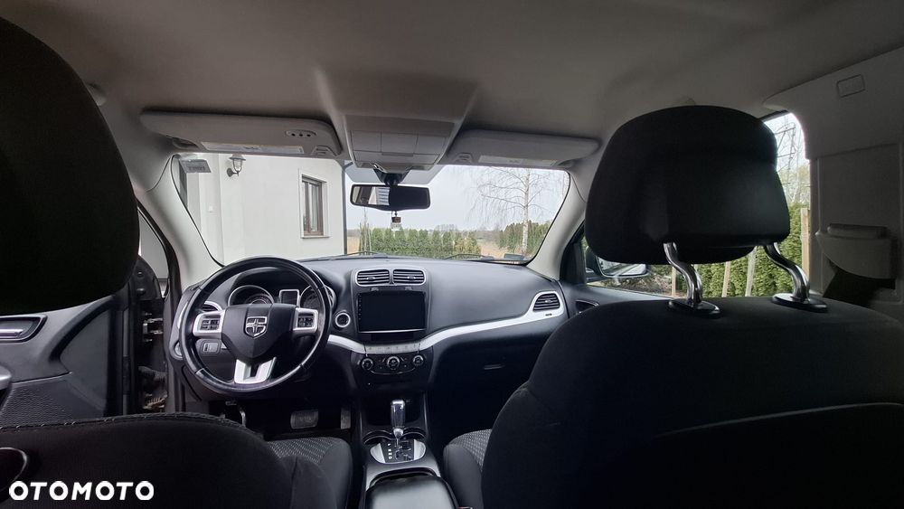 Dodge Journey - 8
