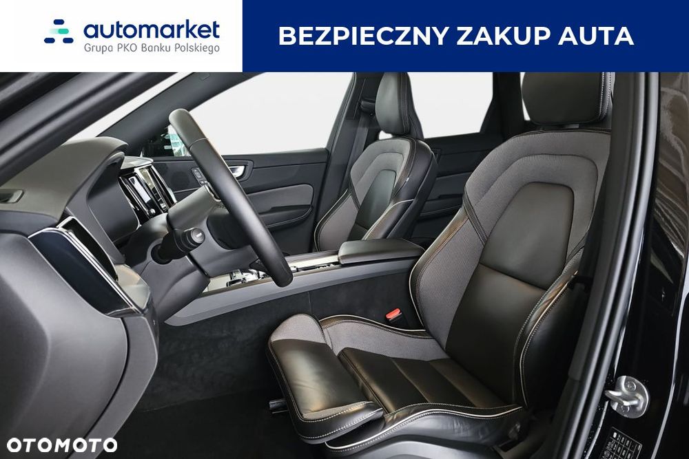 Volvo XC 60 B4 D AWD Plus Dark - 11