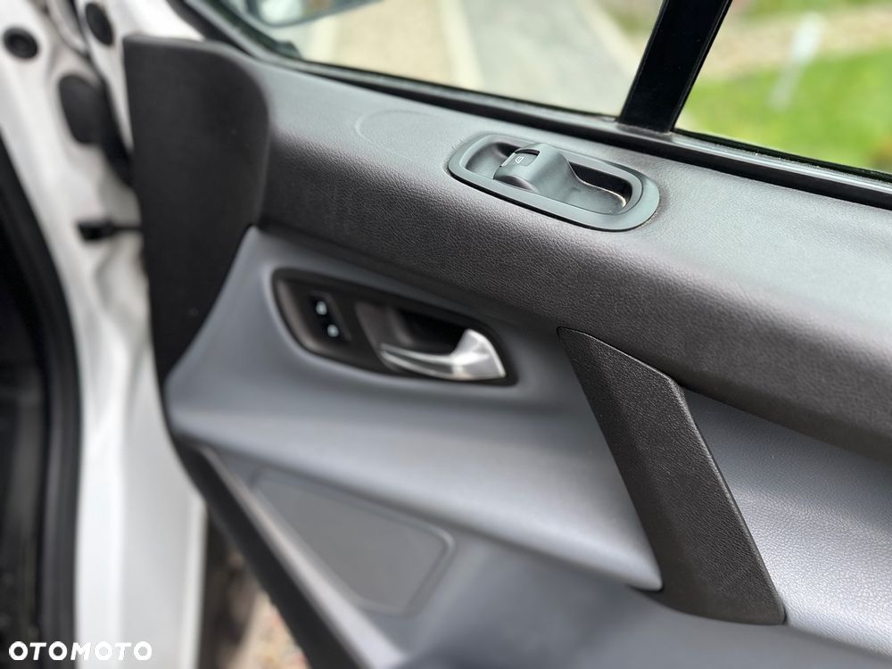 Ford Transit custom - 31