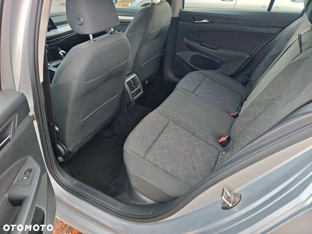 Volkswagen Golf 2.0 TDI SCR Active - 15
