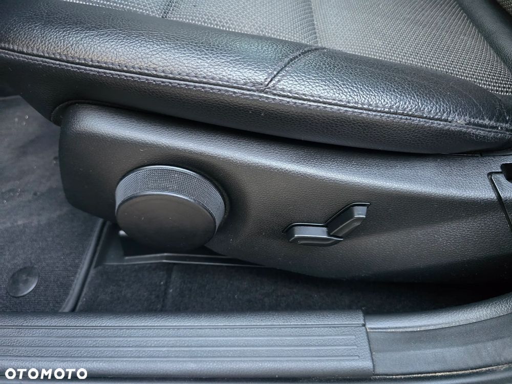 Mercedes-Benz GLK 350 CDI DPF 4Matic 7G-TRONIC - 26