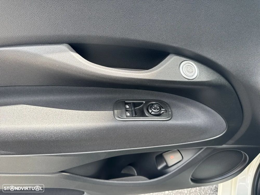 Fiat 500e (RED) - 12