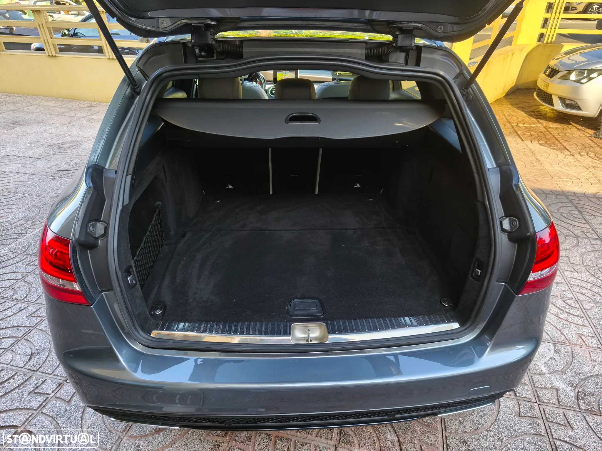 Mercedes-Benz C 250 d 4Matic Station 9G-TRONIC AMG Line - 33