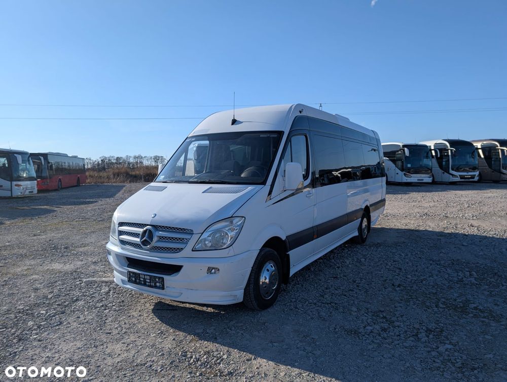 Mercedes-Benz Sprinter 519 - 12
