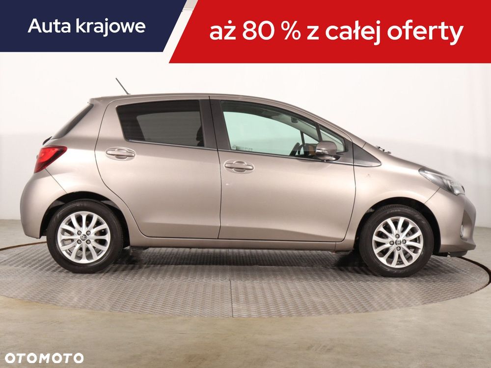Toyota Yaris - 8