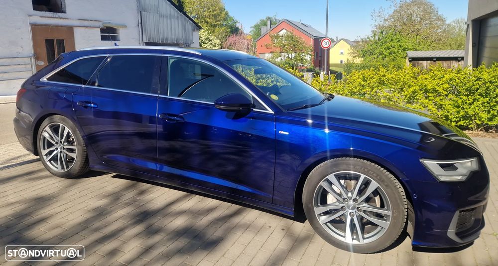 Audi A6 Avant 40 TDI quattro S tronic S line - 1