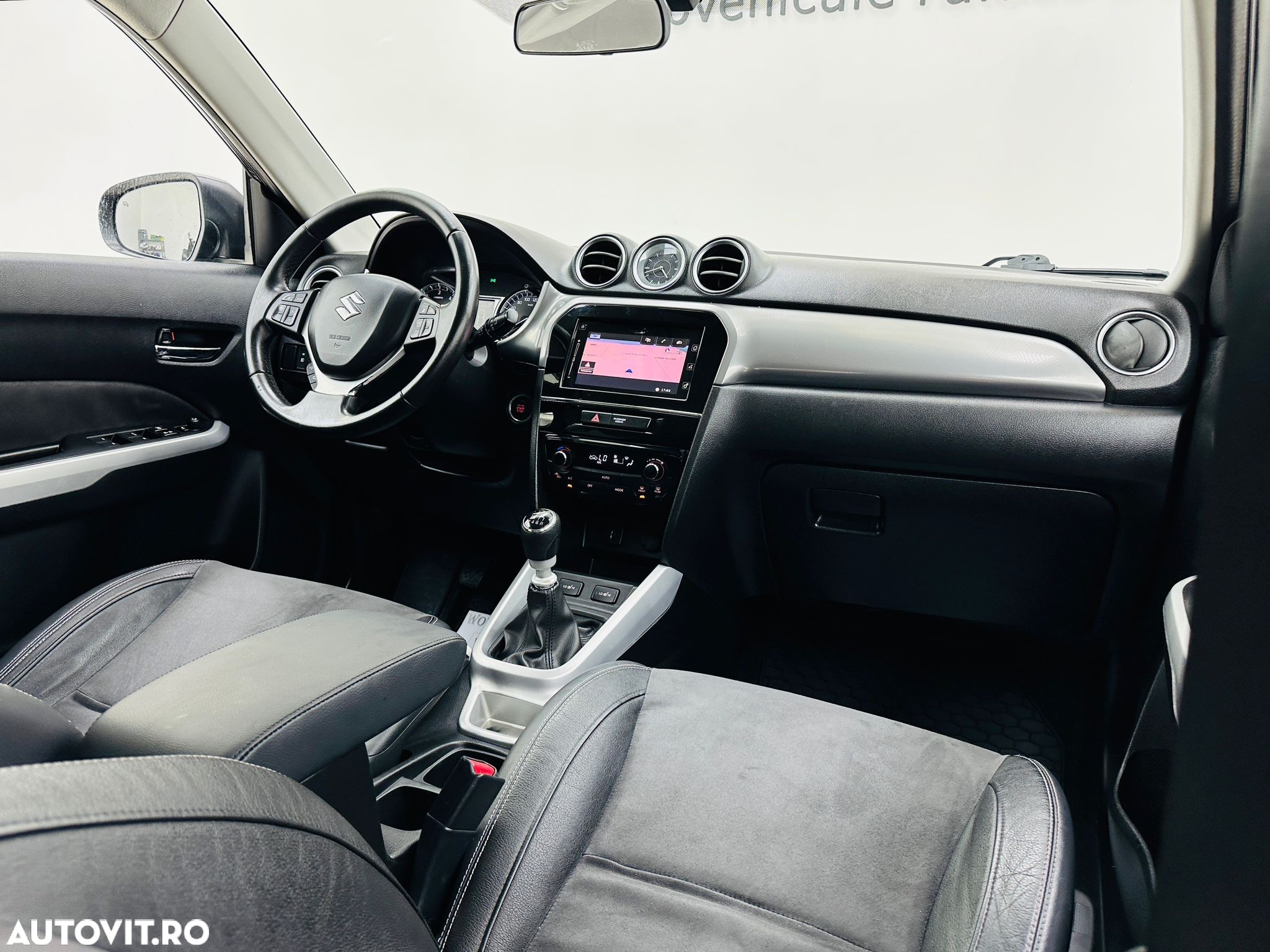 Suzuki Vitara - 27