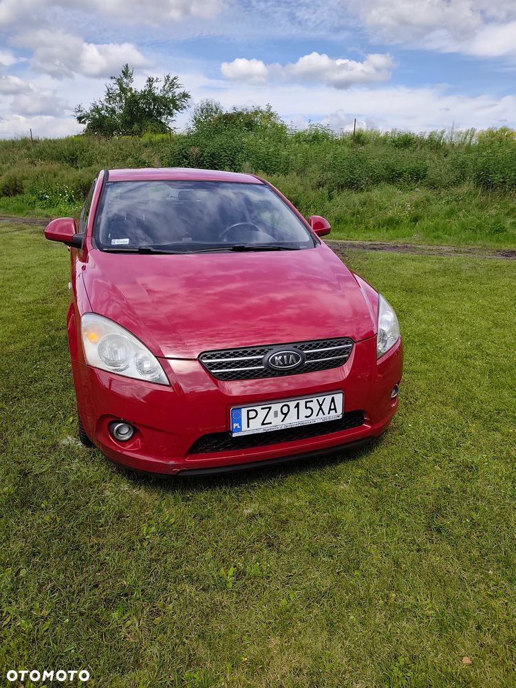 Kia Ceed - 9