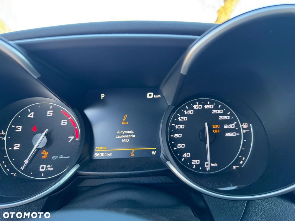 Alfa Romeo Giulia 2.0 Turbo Veloce TI Q4 - 36