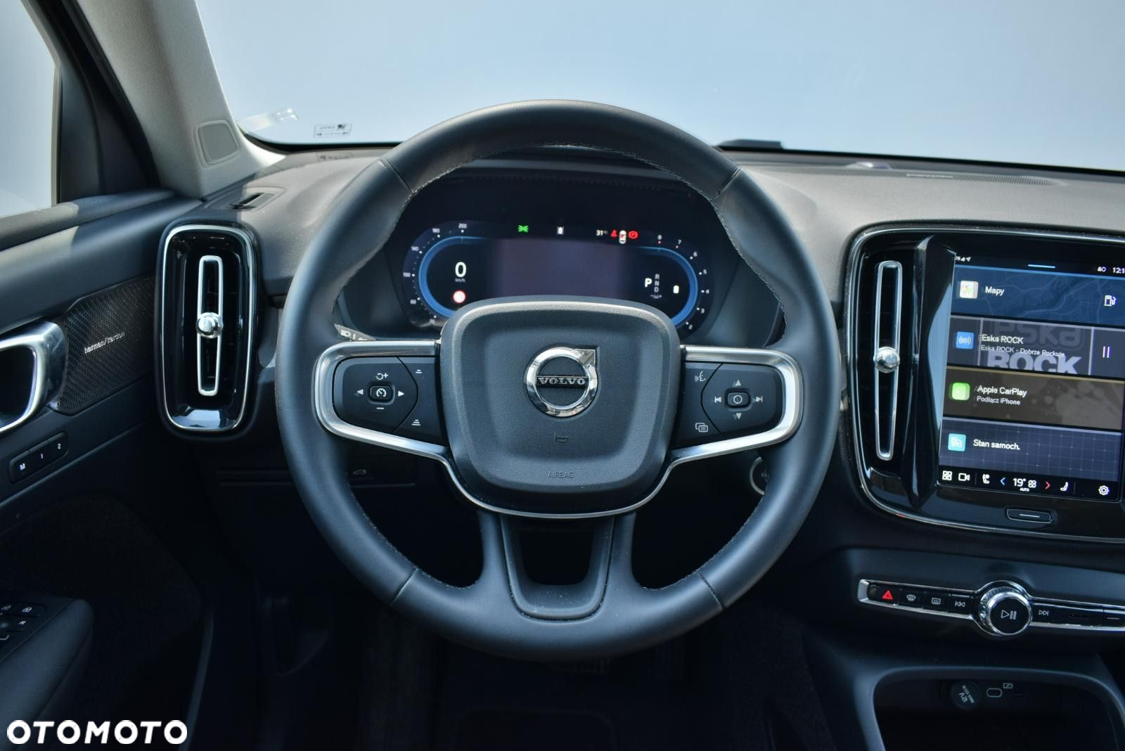 Volvo XC 40 - 18