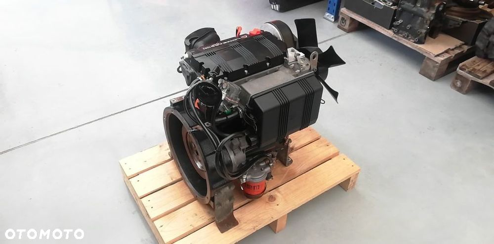 SILNIK LOMBARDINI LDW 1003 27km 1800rpm 7500 netto - 4