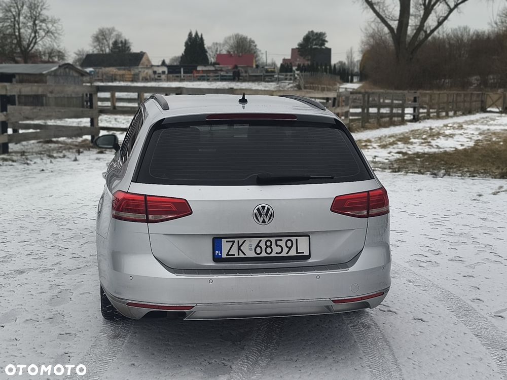 Volkswagen Passat - 5