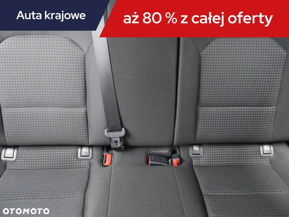 Kia Ceed - 12