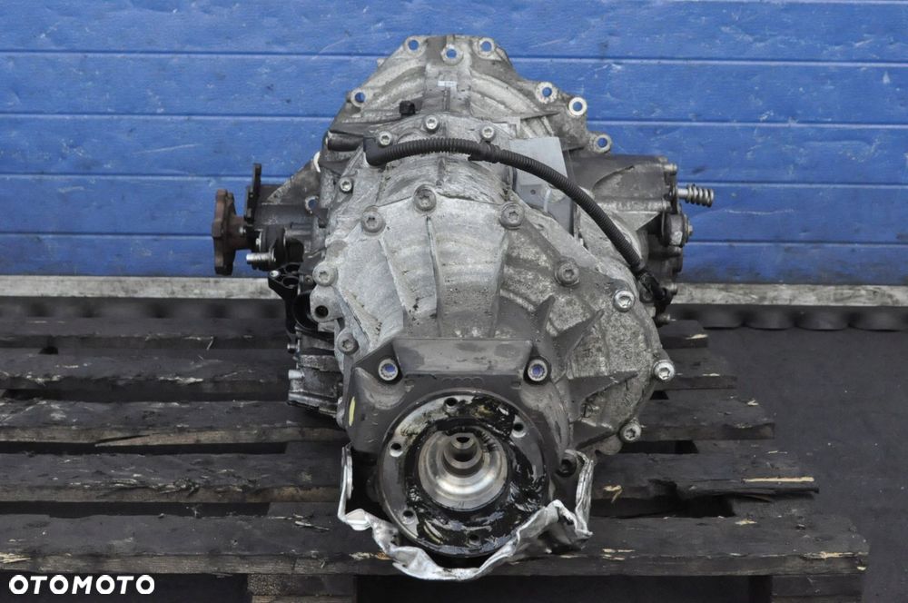 AUDI S4 B8 A4 3.0 TFSI 333KM SKRZYNIA MNL STRONIC - 2