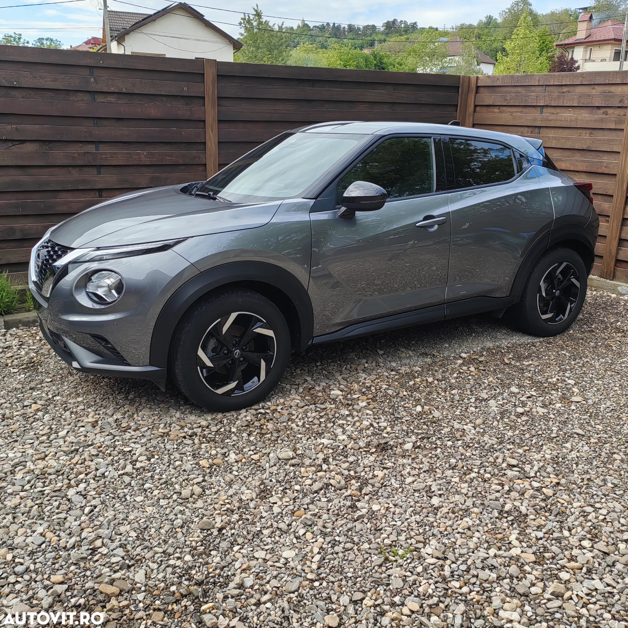 Nissan Juke 1.0 DIG-T DCT N-Connecta - 11