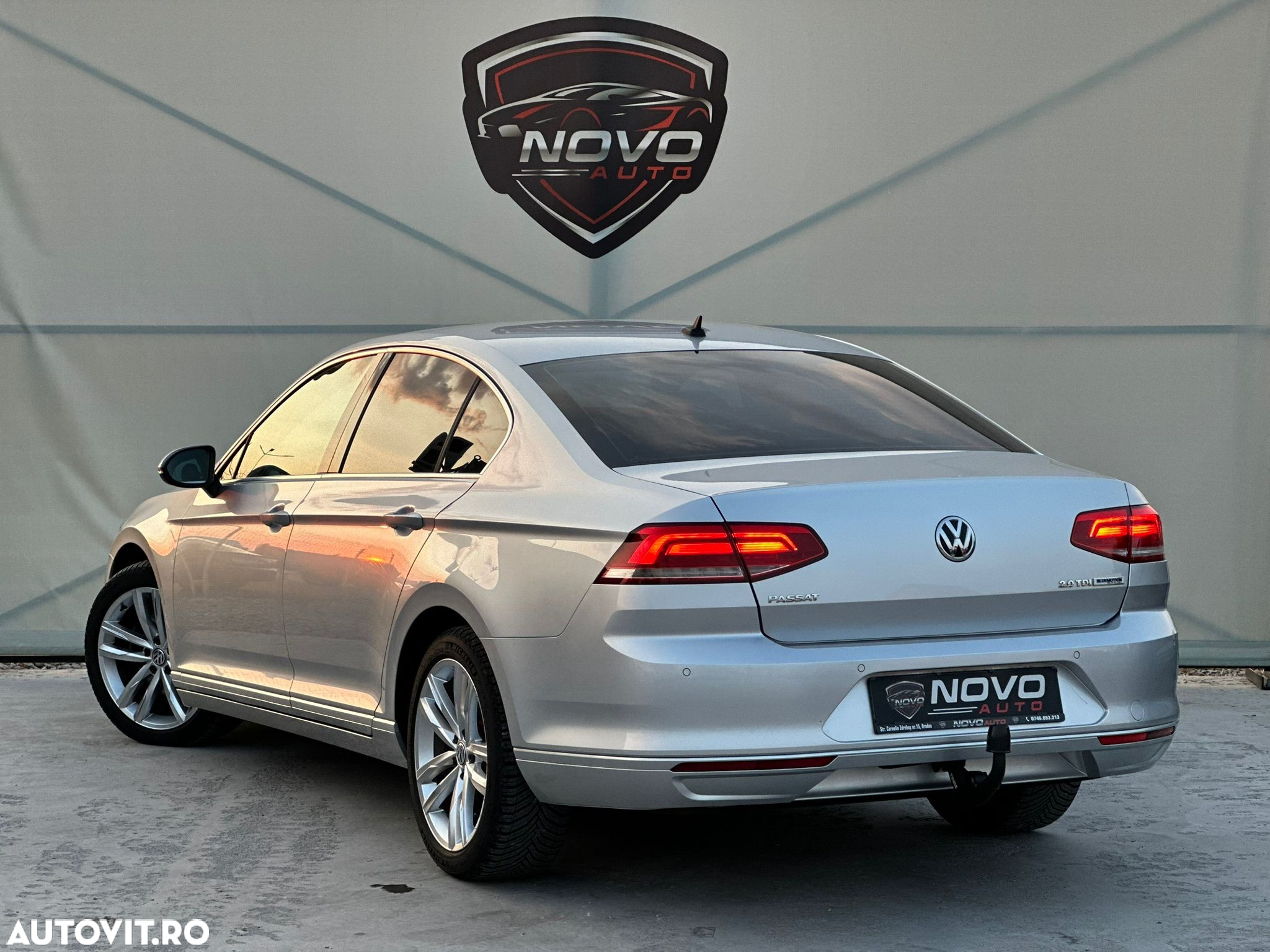 Volkswagen Passat 2.0 TDI DSG Highline - 4