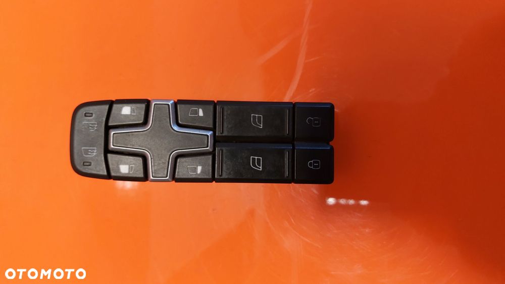 VOLVO FH4 WŁĄCZNIK PRZEŁĄCZNIK PANEL SZYB LUSTEREK LEWY - 1