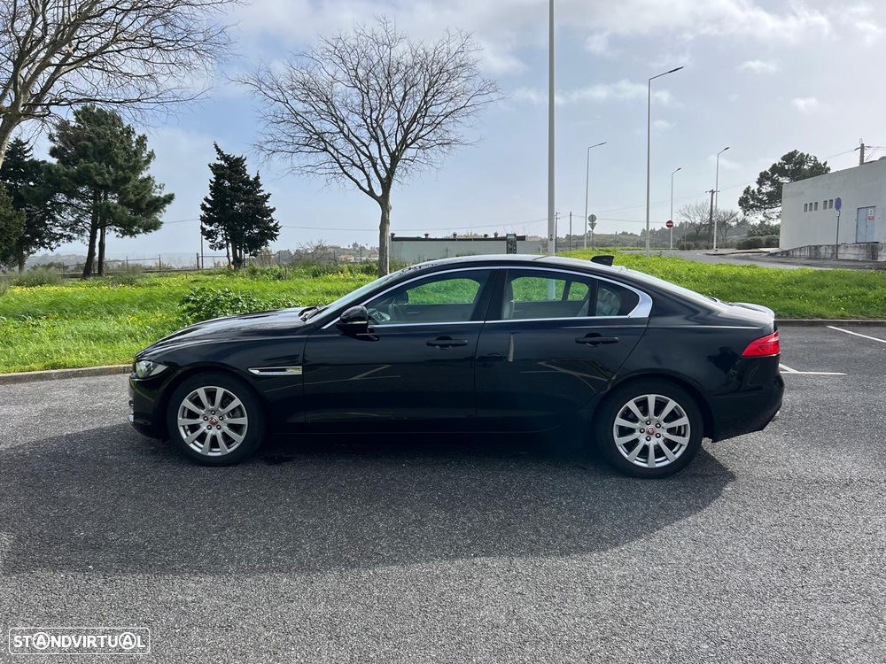 Jaguar XE 2.0 D Prestige AWD Aut. - 27