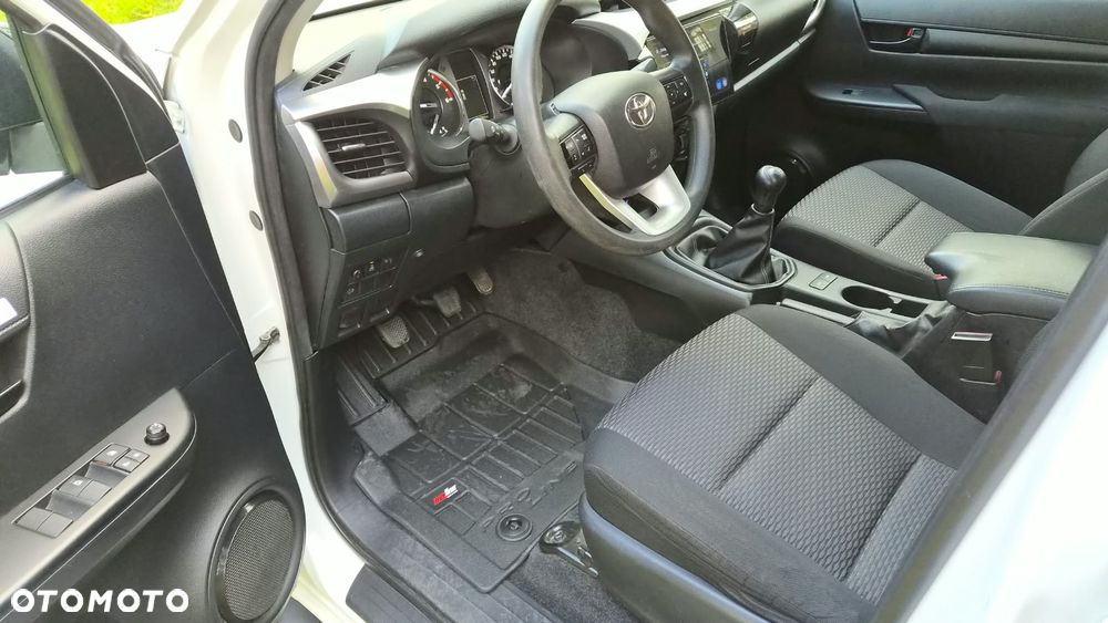 Toyota Hilux 2021 photo 5