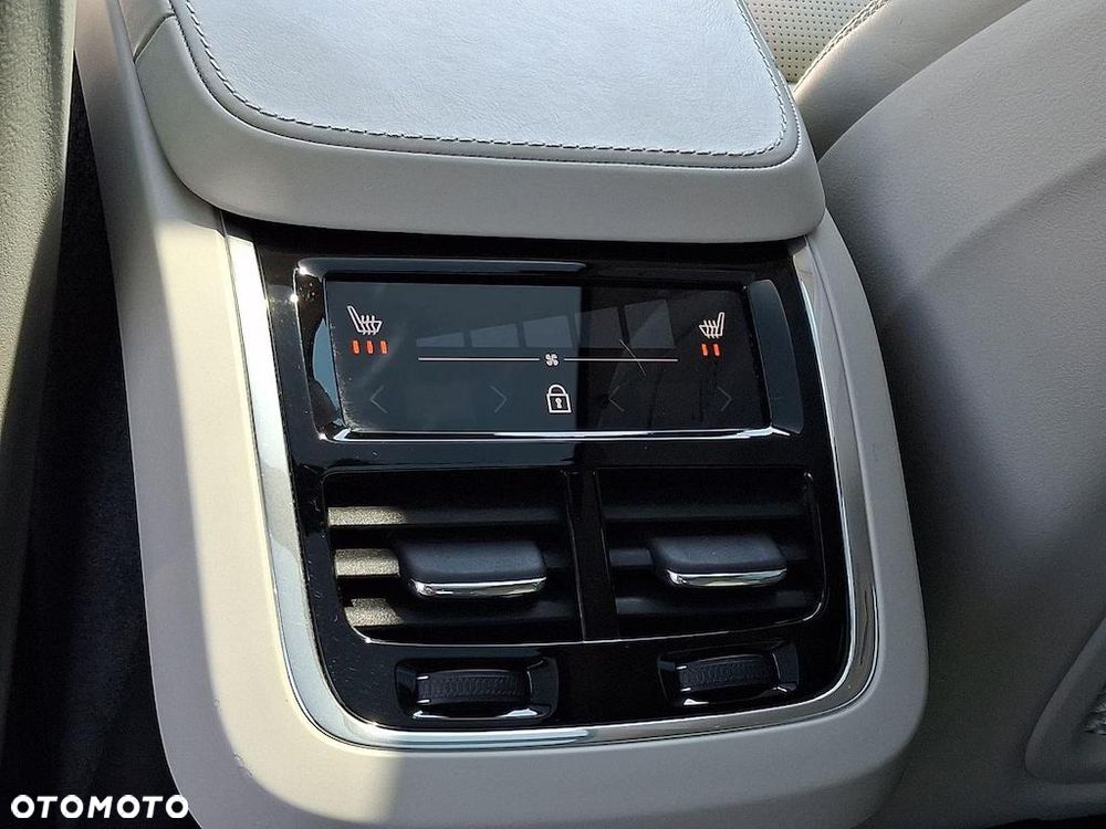Volvo XC 90 T6 AWD Geartronic Inscription - 12