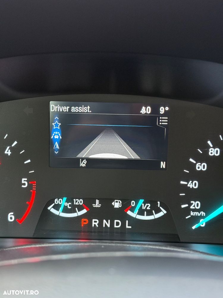 Ford Kuga 1.5 EcoBlue Aut. TITANIUM - 11