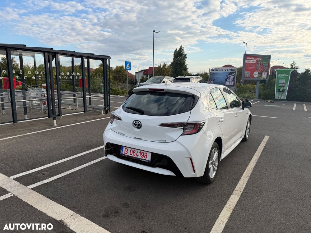 Toyota Corolla 1.8 Hybrid Comfort - 10