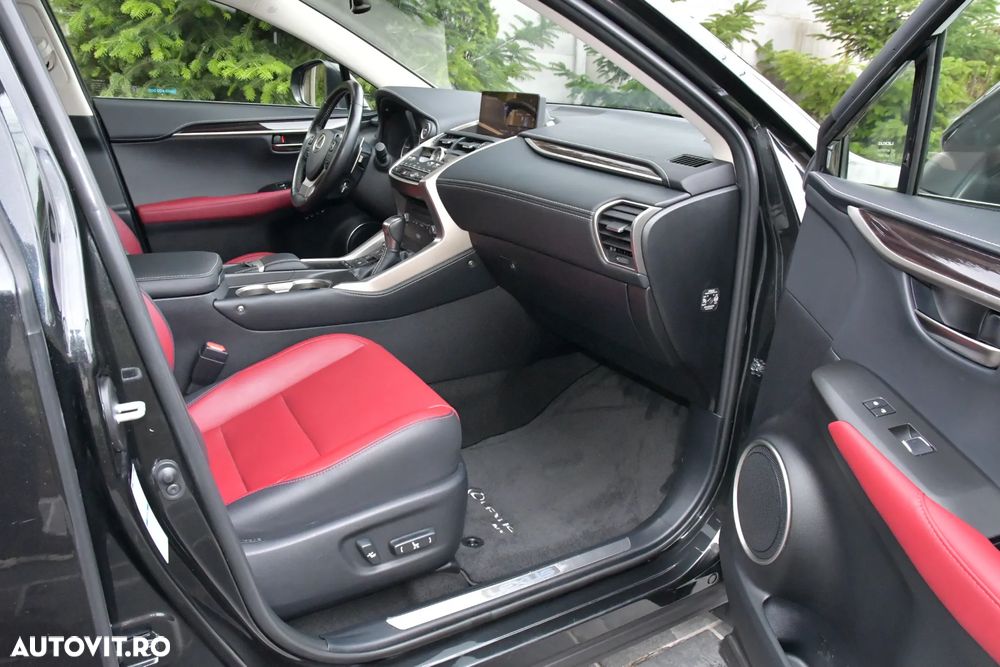 Lexus Seria NX 300h AWD Luxury - 13