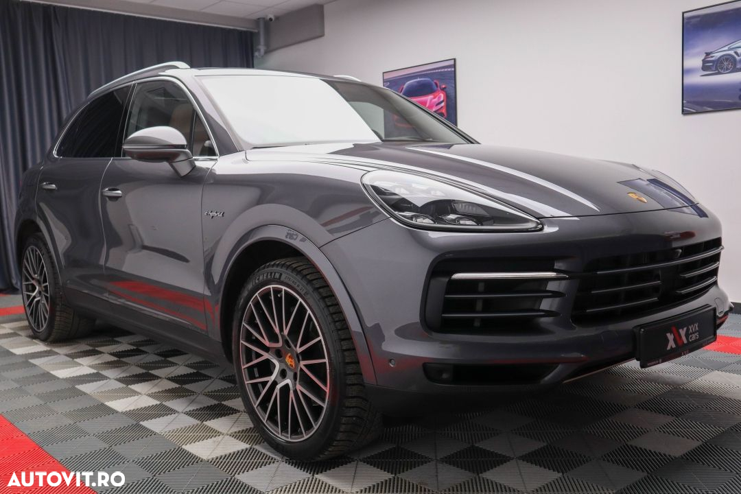 Porsche Cayenne E-Hybrid Tiptronic S Platinum Edition - 11