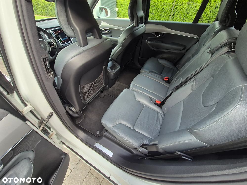 Volvo XC 90 B5 D AWD Momentum 7os - 33