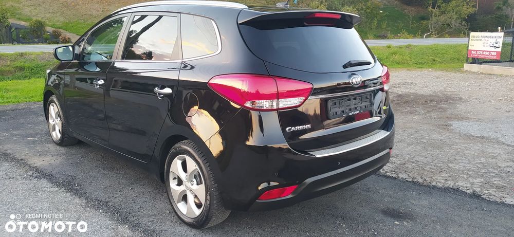 Kia Carens 1.6 GDI Dream Team Edition - 7