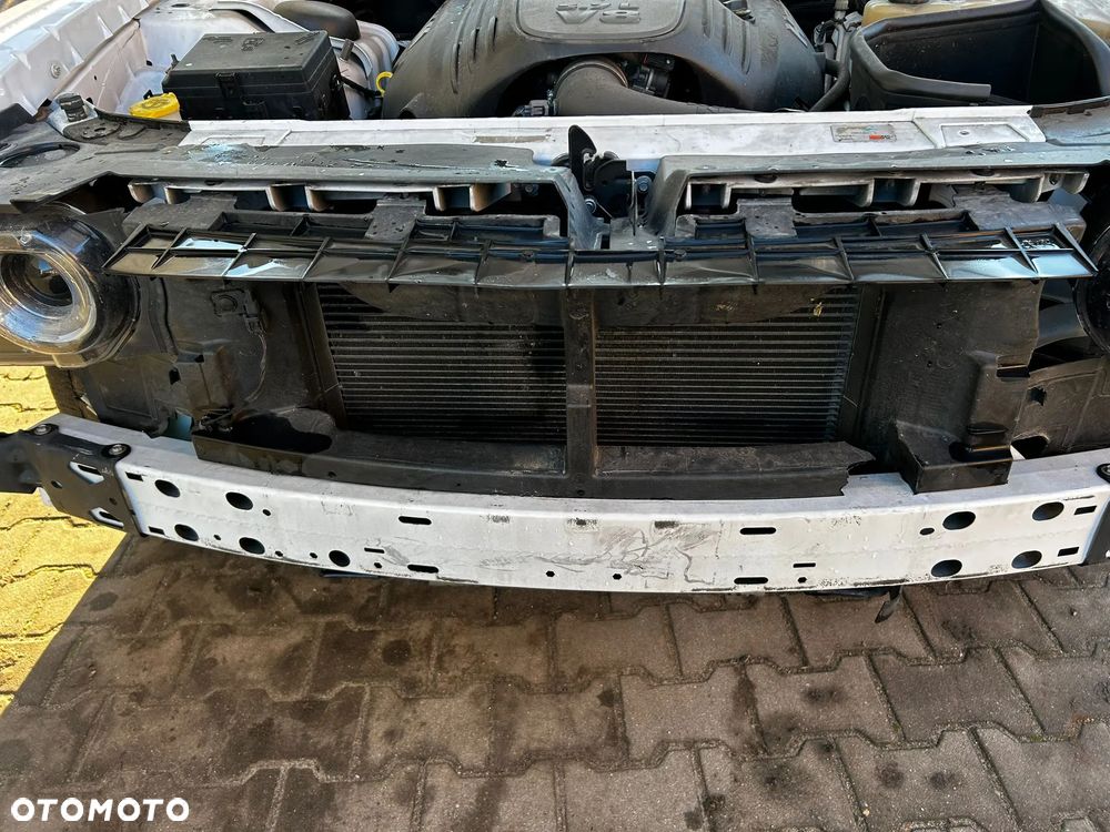 Dodge Challenger - 17