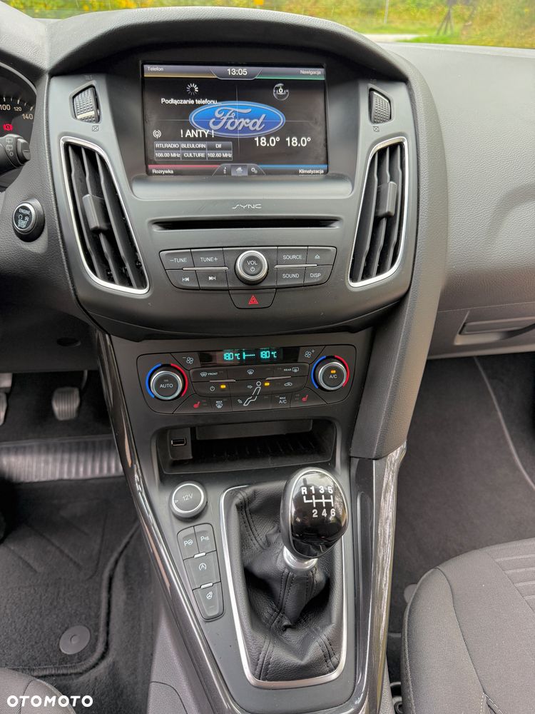 Ford Focus - 28
