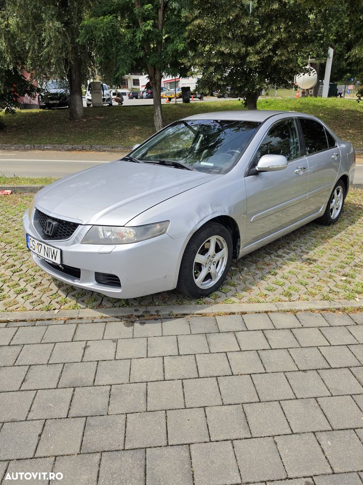 Honda Accord 2.0 i 4 Door Aut LS - 3
