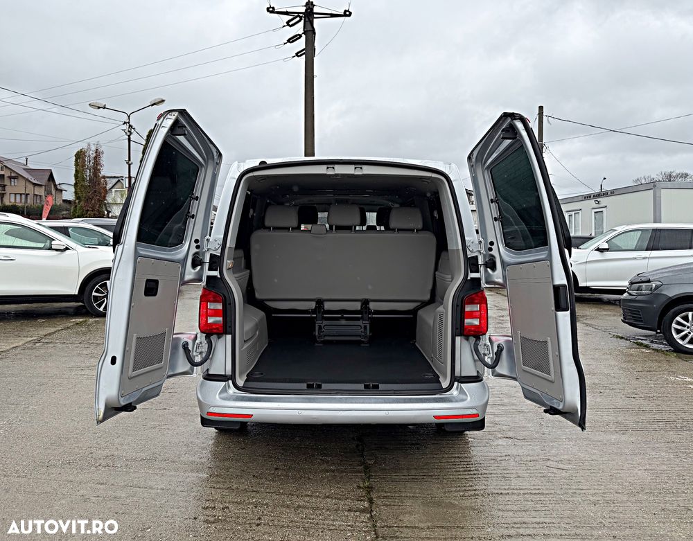 Volkswagen Caravelle - 15