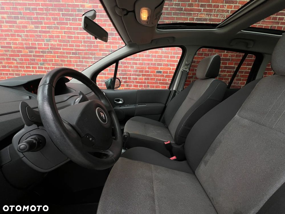 Renault Modus - 12