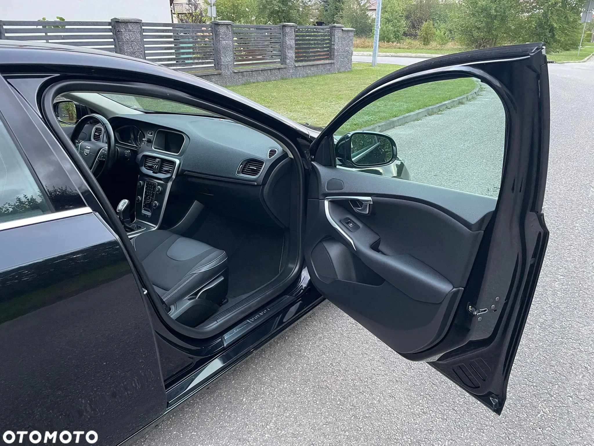 Volvo V40 D2 Summum - 14