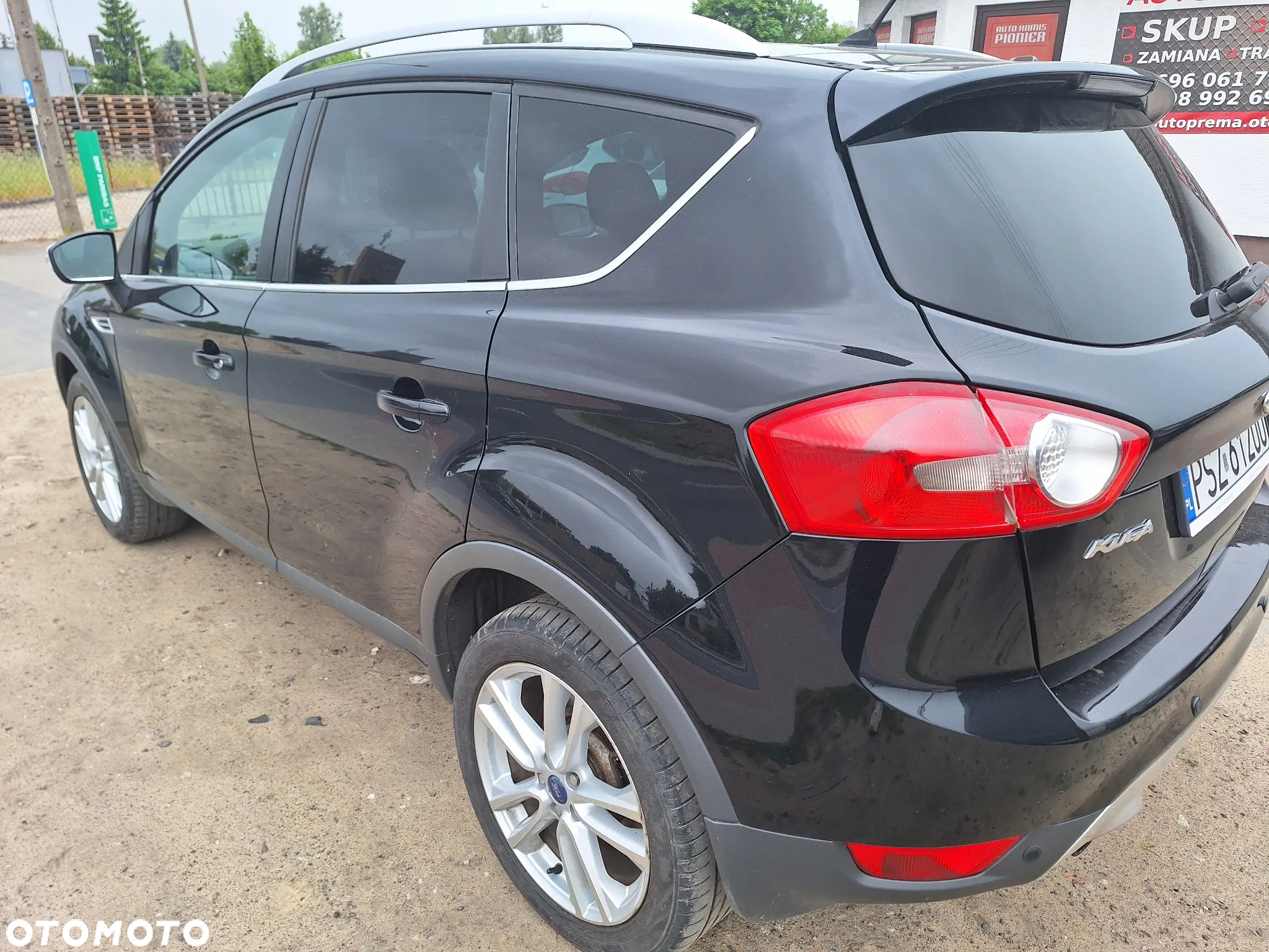 Ford Kuga - 4