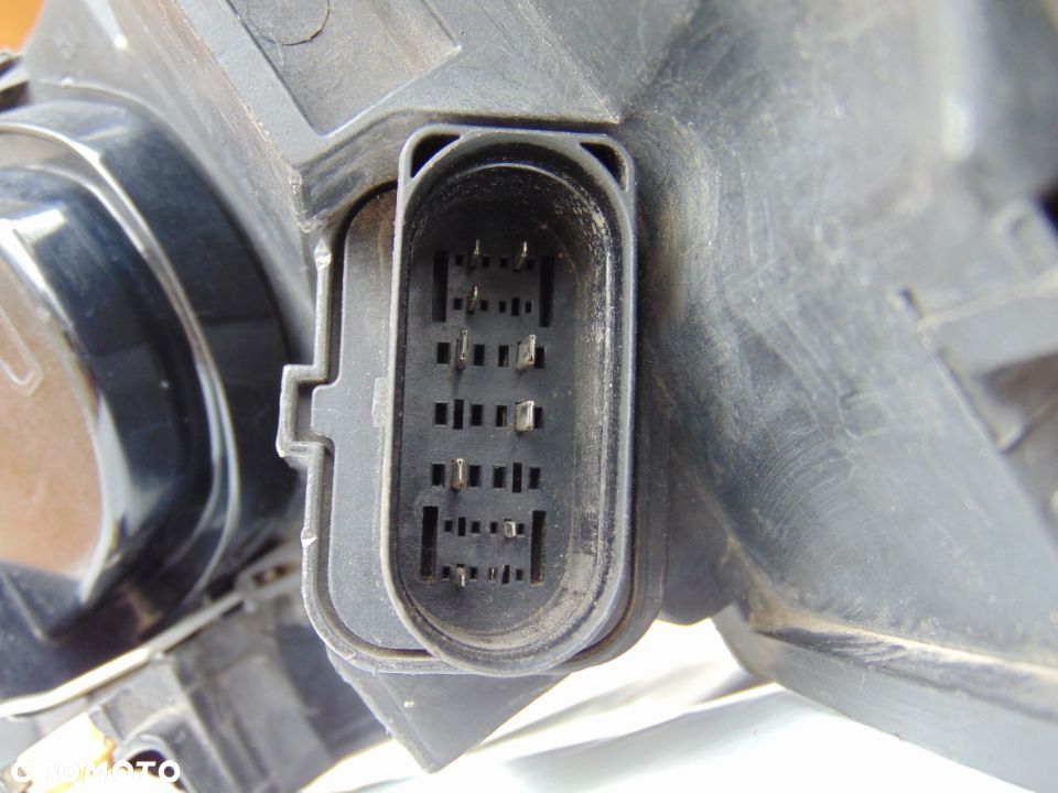 SKRĘTNA XENON lampa przednia przód prawa 3C0941752D VW Volkswagen Passat B6 , 05-10r EUROPA - 13