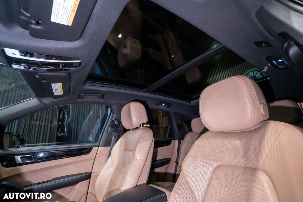 Porsche Cayenne Tiptronic S - 36