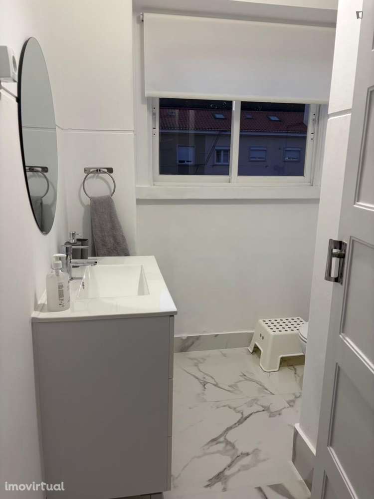 Quarto - localizado em Alvalade Lisbon - Grande imagem: 2/11