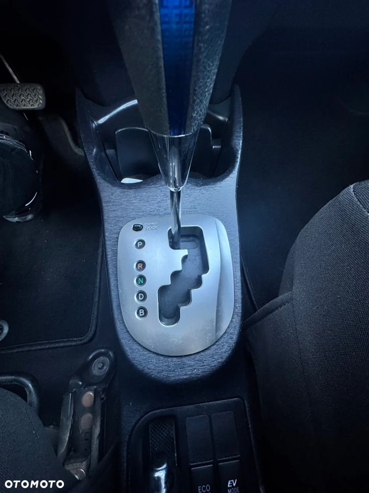 Toyota Yaris Hybrid 1.5 VVT-i Comfort - 16